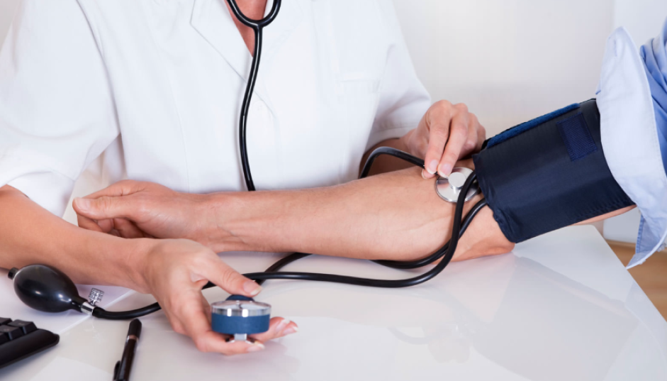 La pressione arteriosa: cos’è e perché è importante tenerla sotto controllo